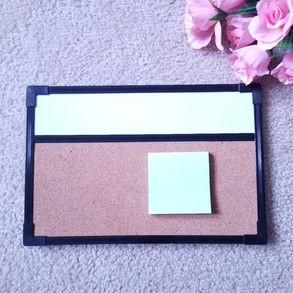 Bundle for $3 💫 Small Whiteboard and Corkboard Office Organizer - Picture 9 of 9